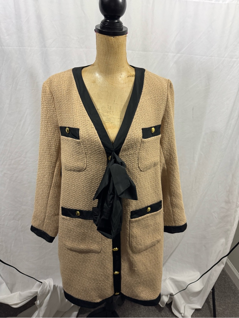 Pomander Place Beige Bouclé Coatigan with Black Trim and Gold Buttons dress XL